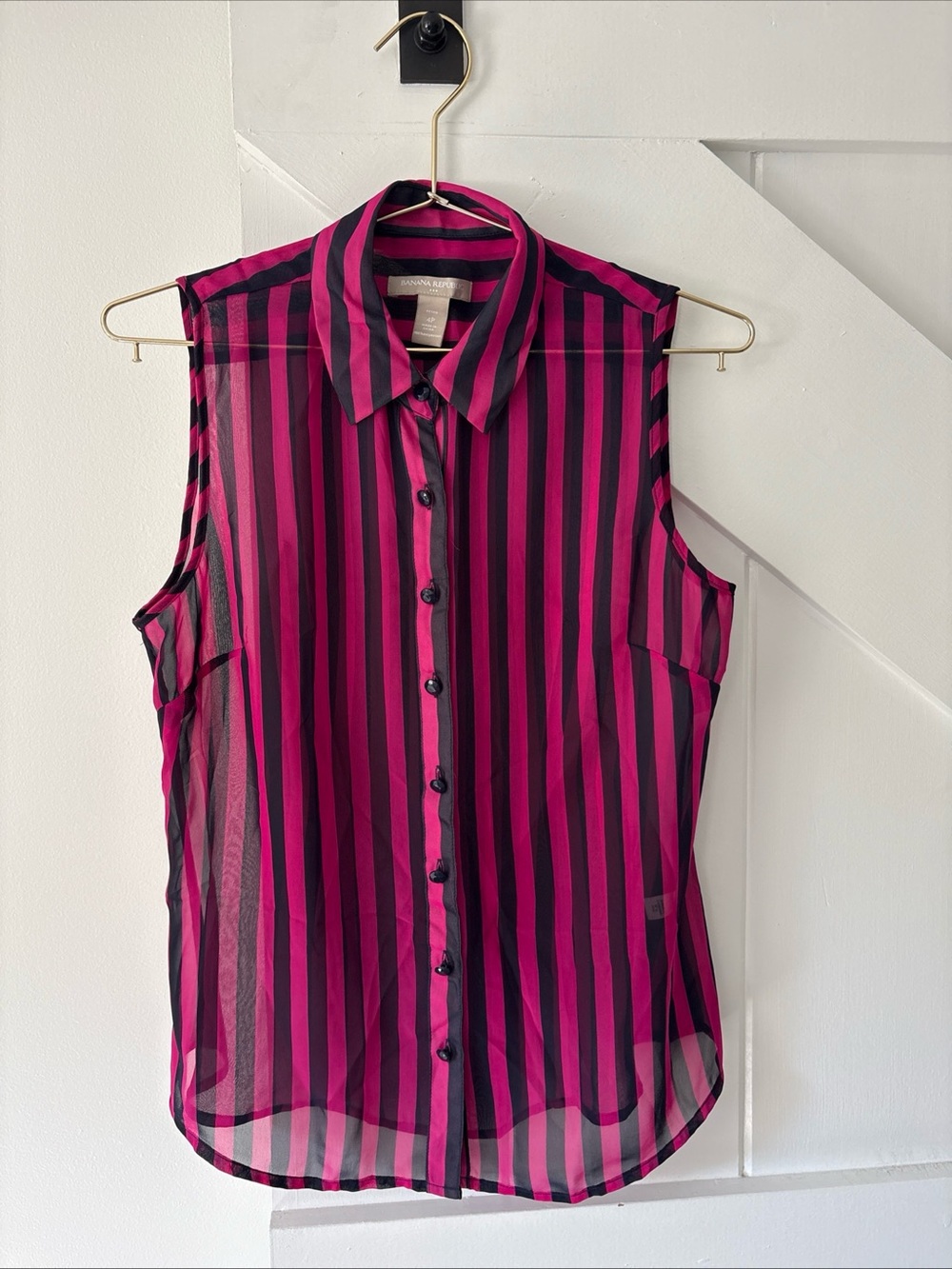 Banana Republic Sheer Sleeveless Shirt Size 4P Button Down pink blue stripe